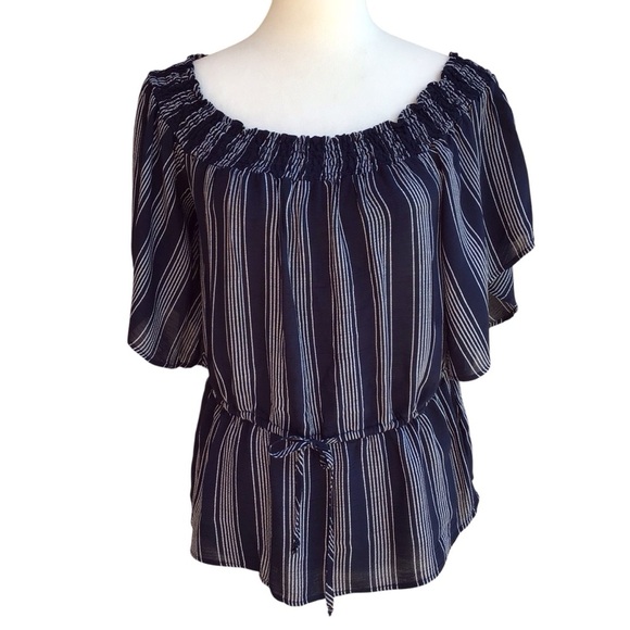 Abercrombie & Fitch Navy Blue Striped Flutter Sleeve Blouse Size XS NEW - Picture 1 of 9